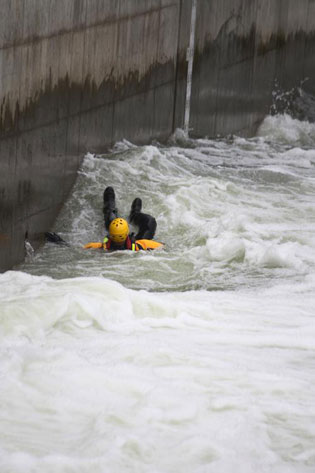 Righting ones self in the chute